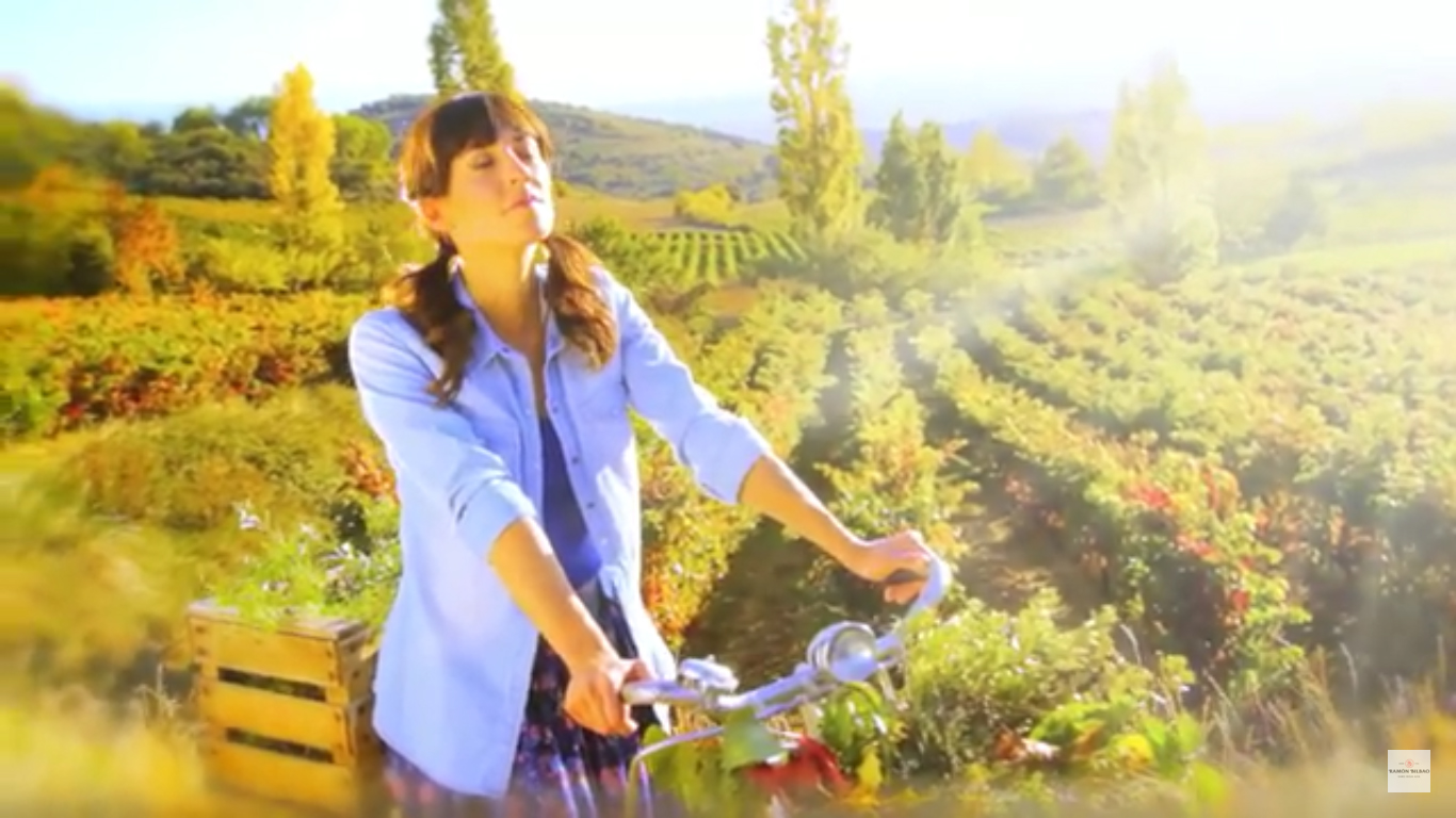 Los Martínez Banco de bicis Alquiler bicicletas campaña publicidad bodegas vinos